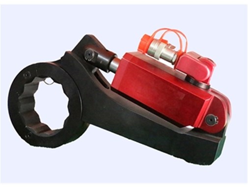 如何讓液壓機械驅動扳手進行設定所需要的扭矩